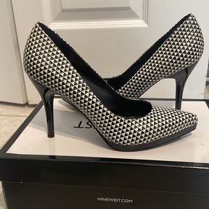 NINE WEST HEELS
